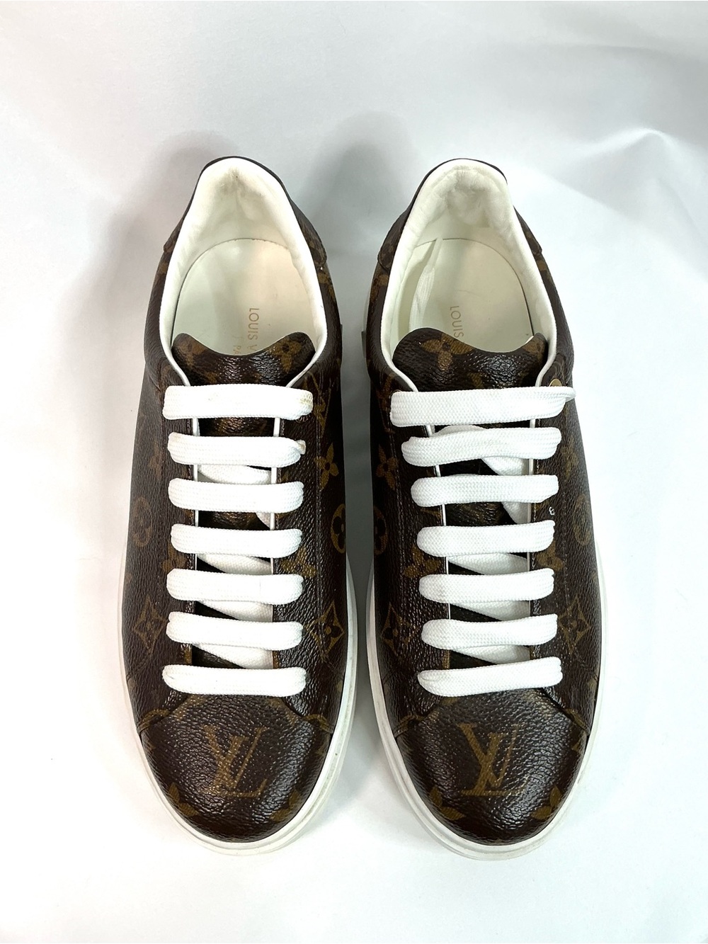 Louis Vuitton | Time Out Cacao Brown Monogram Canvas Low-Top Sneakers EU 39 - Picture 3 of 11